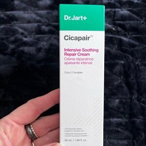 Dr. Jart+ Cicapair Soothing Repair Cream - Green & White